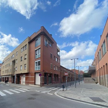 Piscina En Centro De Terrassa Lägenhet Exteriör bild